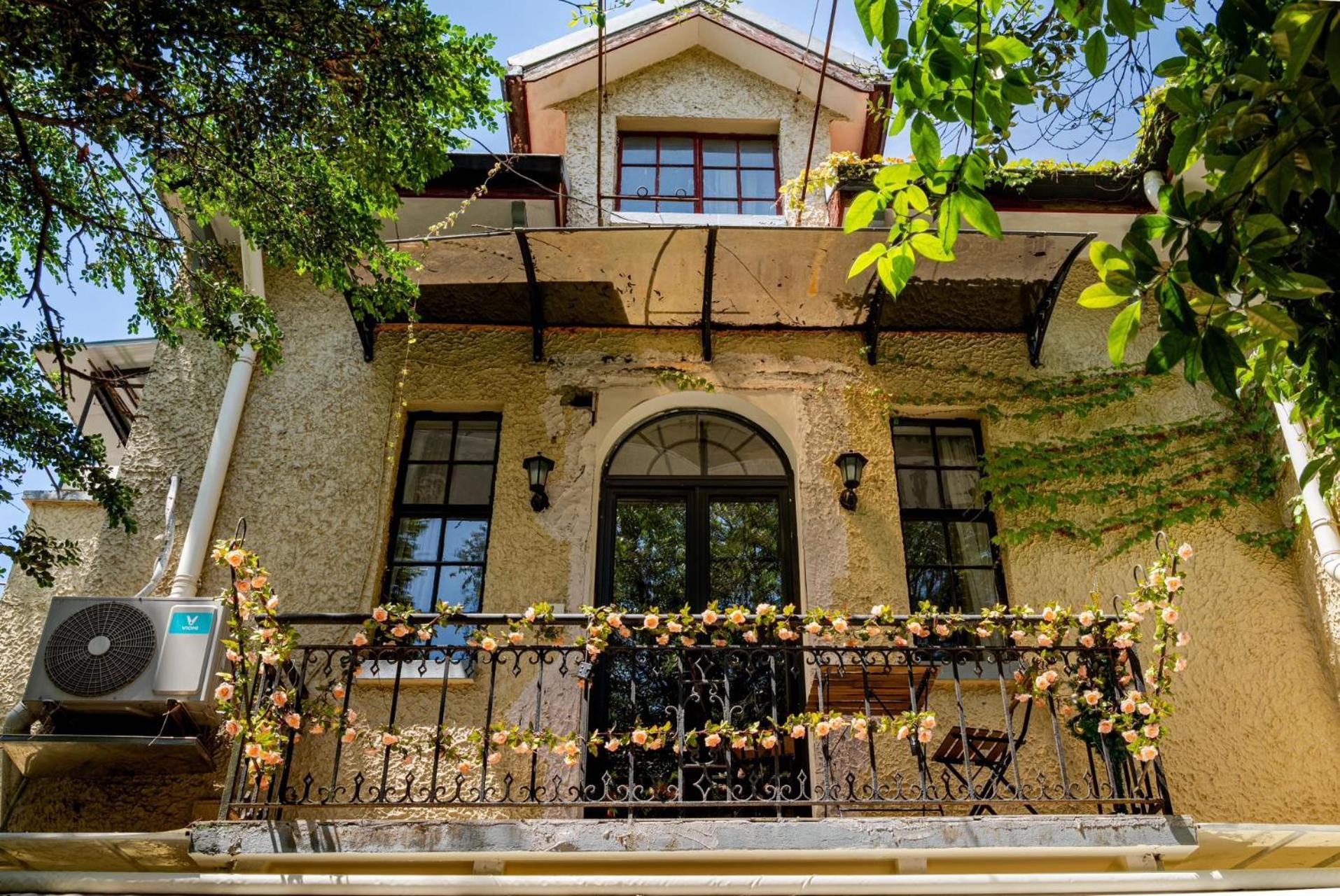 Shanghai Century Old House Downtown B&B Экстерьер фото